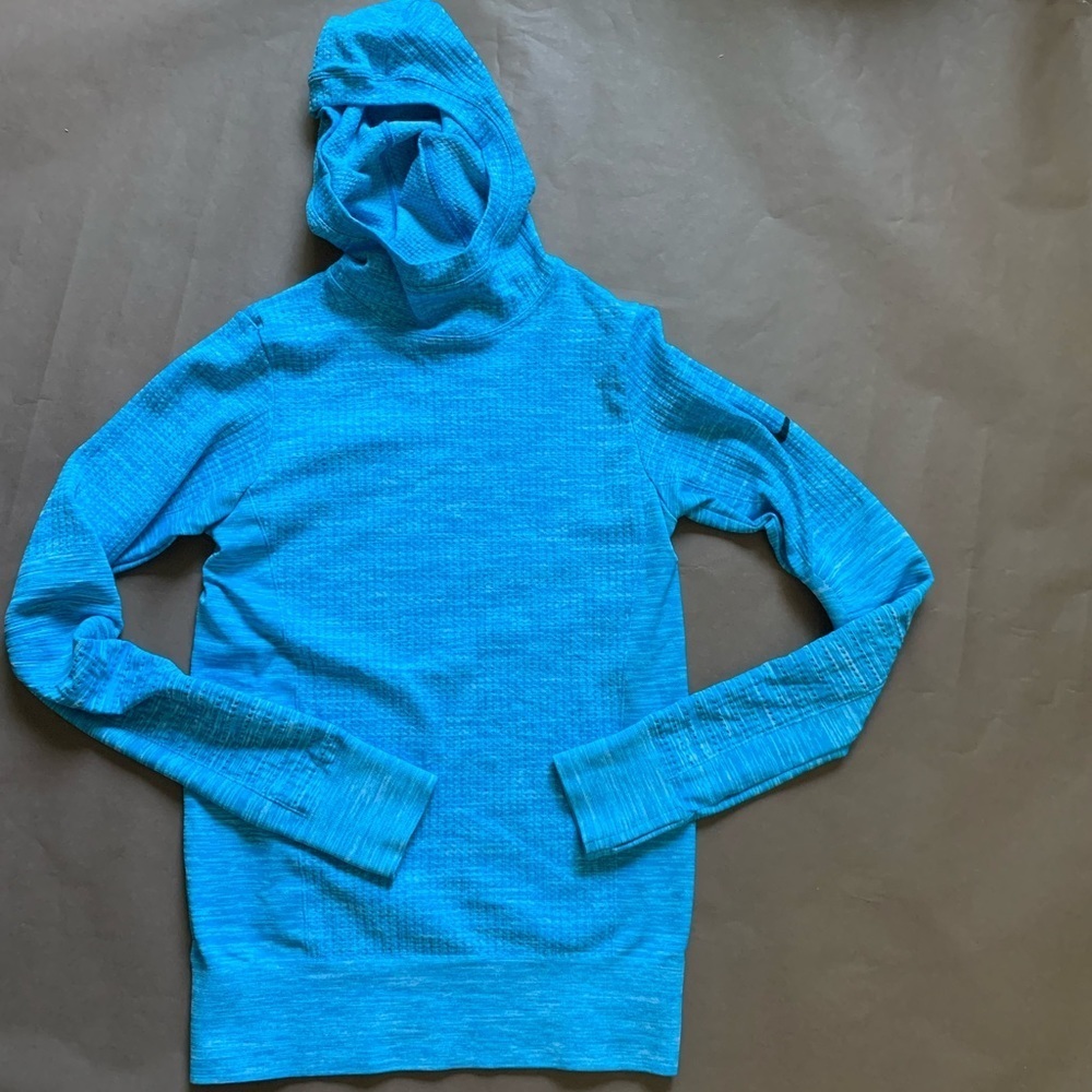 Nike Sweater